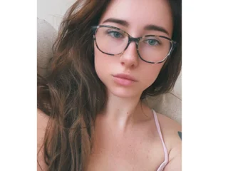 HerRedToezX profile