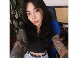 Hiyaka_sudere
