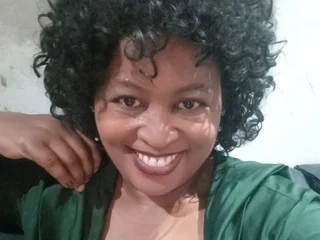 HotBubblyButX Live Cam