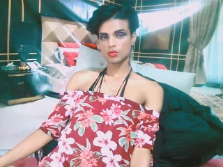 IndianLipstickLuna