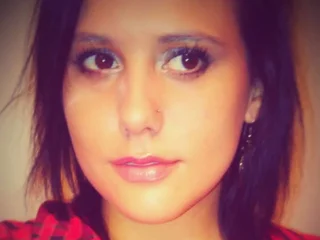 livestrip-joy.com indigosakura livesex profile in ile-de-france cams