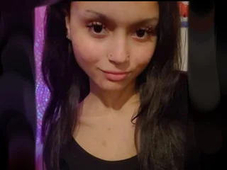 streamate itsfantasyi webcam profile pic via watchgirlcam.com