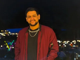 JhonnieHansModel