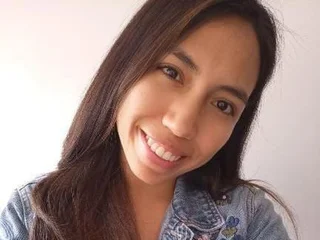 KIARAPRETTY live cam