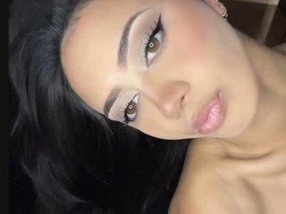 KaeaNia - Streamate Teen Piercing Girl 