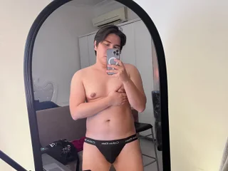 kenzo22 from jerkmate