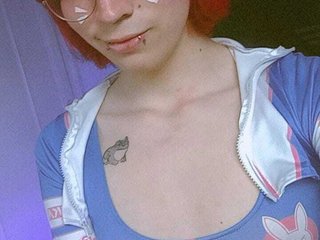 Kisaa_smit - Streamate Teen Deepthroat Piercing Girl 