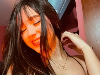 Kitty_Play webcam profile - Colombian