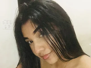 Klohe_boobs