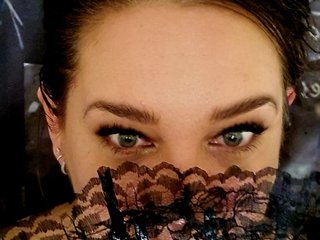 LadybirdXoX - Streamate Milf Housewives Footjob Girl 