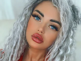 Larabankss Live Cam