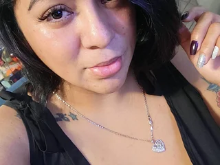 Latina33NY