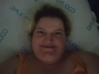 streamate leechapman webcam profile pic via cam-performer.com