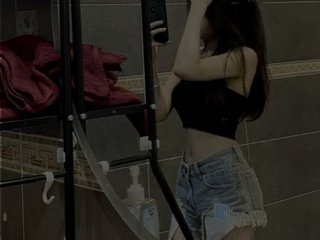 Leelee688 - Streamate Young Party Girl 