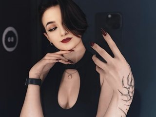 LeticiaLoren - Streamate Teen Piercing Smoke Girl 