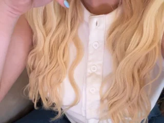 elivecams.com lilyhartxoxo livesex profile in in-your-heart-xxx cams