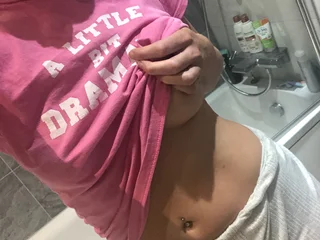 LittleMissFoxx Live Cam