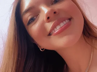 LizDeusa18