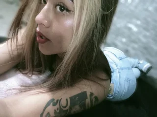 LizzieJessica