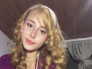 Lizzy_Monrroe