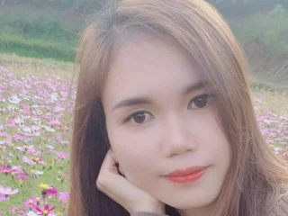 livesex.fan lonabae livesex profile in among-the-clouds cams