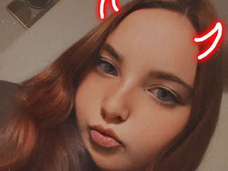 streamate love_lunaa webcam profile pic via grannylivesexcams.com