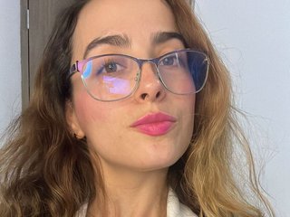 LovelyEmerald - Streamate Young Party Girl 