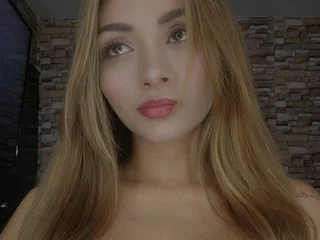 streamate lu_red webcam profile pic via onaircams.com