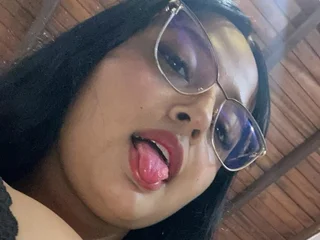 luciiasaenz from jerkmate