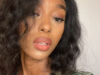 streamate lunavelour webcam profile pic via onaircams.com