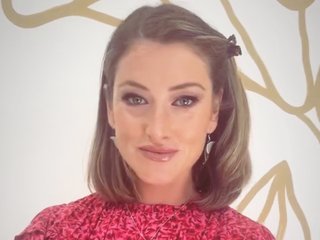 Luna_Valentina_UK webcam