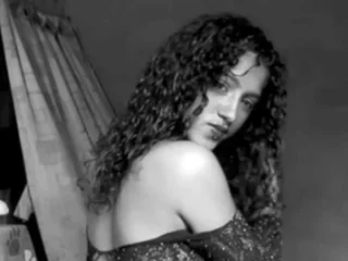 sleekcams.com luna_vixell livesex profile in black cams
