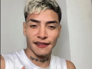 Lunay&lowbar;bigcock