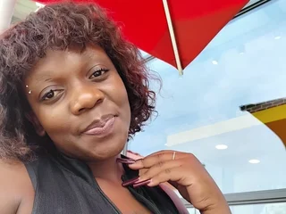 Lustfuleye35Live Porn Model Profile Image