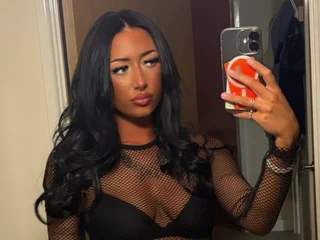 glamcambabes.com luvlacex livesex profile in the-best-place-in-the-world cams