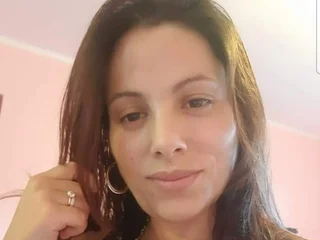 MAGGIYELive Porn Model Profile Image