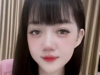 MaaybeeMe