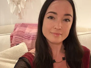 MadameSyrina LiveCam