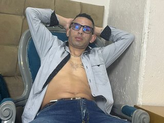 MalcoomWlld - Streamate Party Boy 