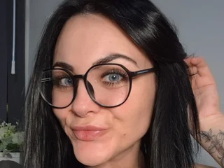 Marriedmia webcam livesex profile in gemini cams