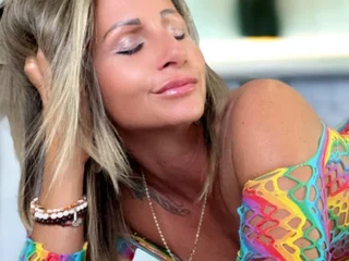 MayaMerciXoxo