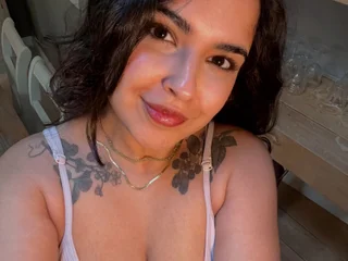MayaPetite