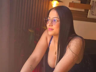Maya_bech