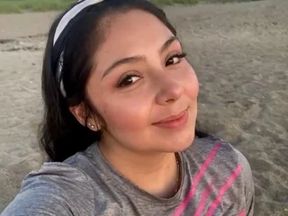 streamate meghancurvy webcam profile pic via sexcityguide.com