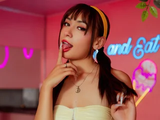 MelanieHoward