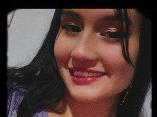 MiaThomp