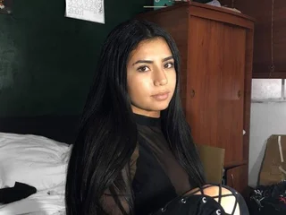 Mia Moon019 cam en vivo