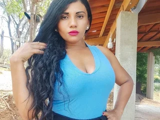 groupsexlivecams.com michonn livesex profile in african cams