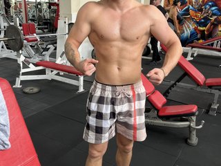 Sex VideoChat with Mickylicky69 on Cam2Cam Live Show