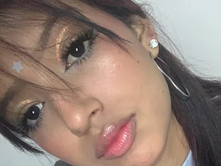Mila_Saint